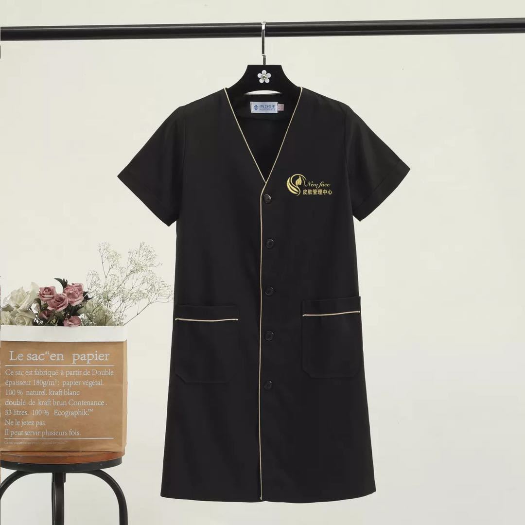 weiß plus Größe Salon Pflegekl – Medical Lab Logo Bewertung und Preis
