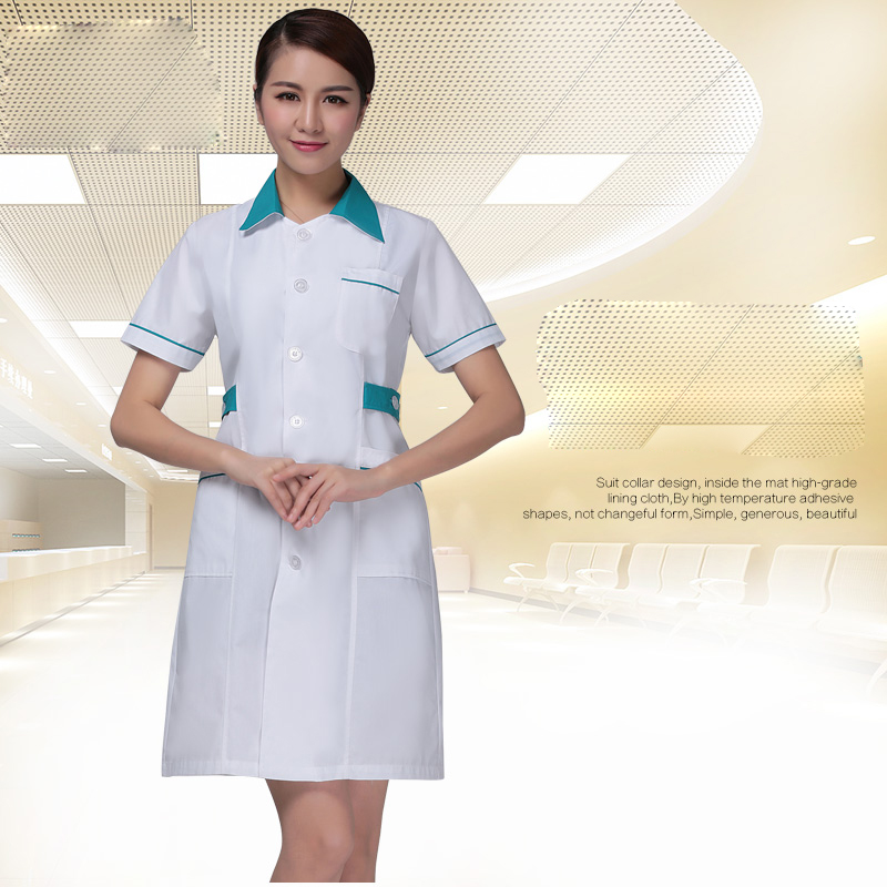 Krankenschwesterkleidung mit i – Medical Lab Logo Bewertung und Preis